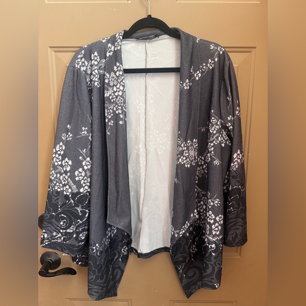 Floral Gray Women's Cardigan